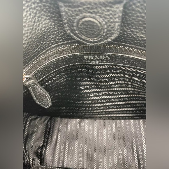 $3200 PRADA BLACK LEATHER HOBO SHOULDER BAG PURSE AUTH! Used once - Picture 16 of 16